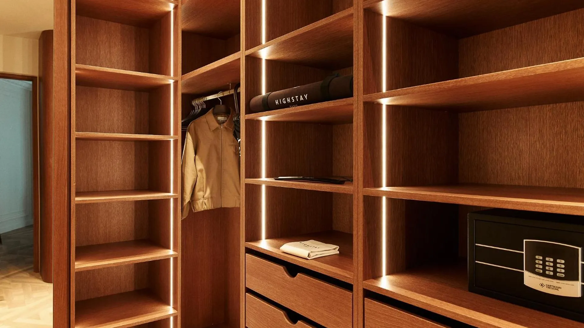 Highstay - Luxury Serviced Apartments - Artois Paříž