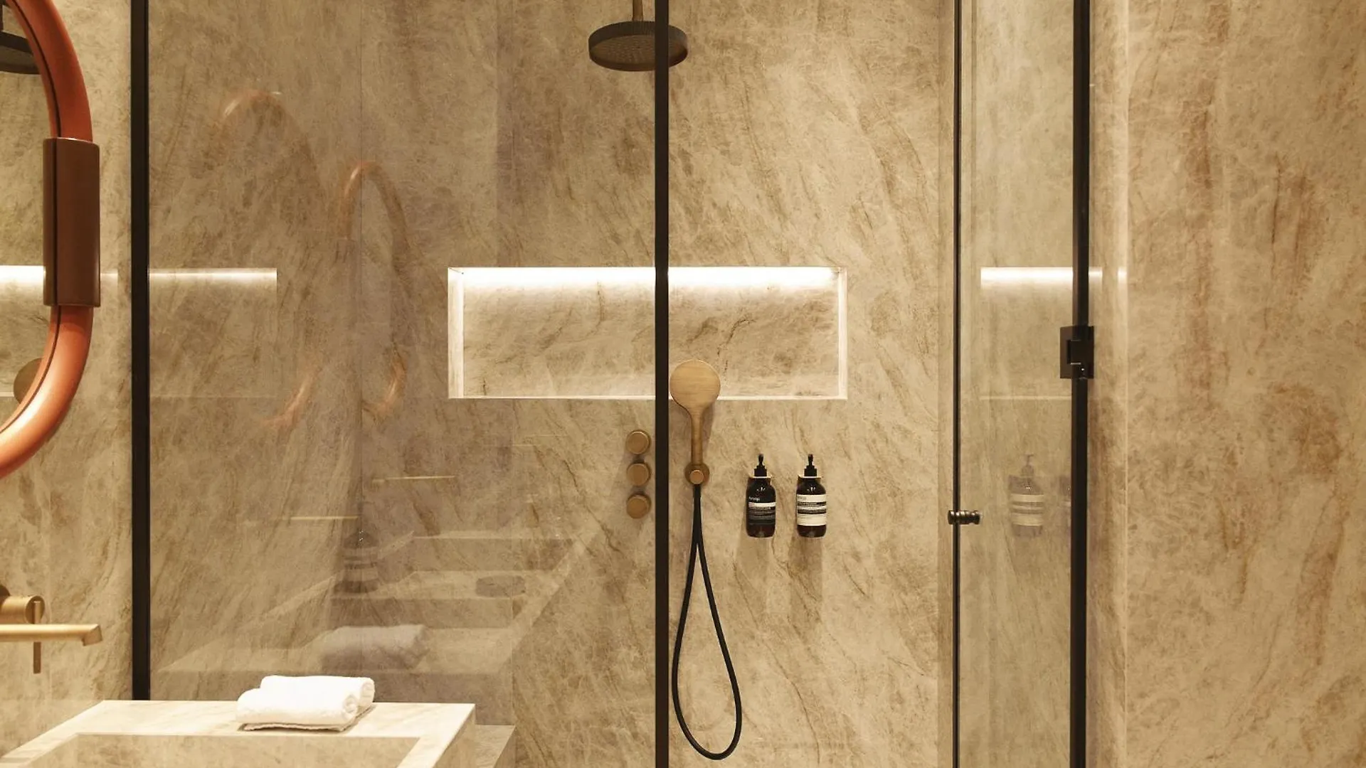 Highstay - Luxury Serviced Apartments - Artois Paris
